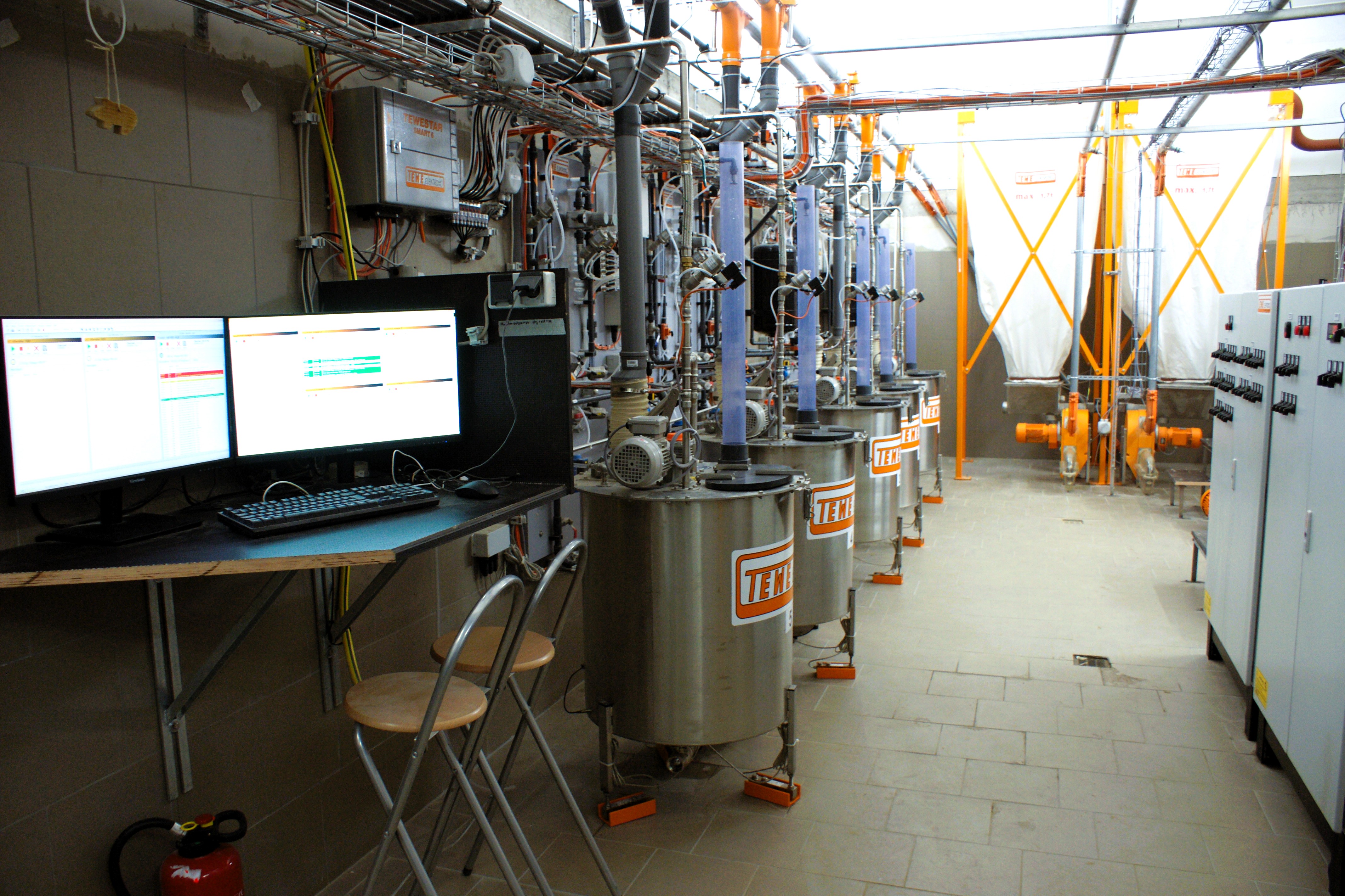 automatic liquid feeding system feed kitchen
